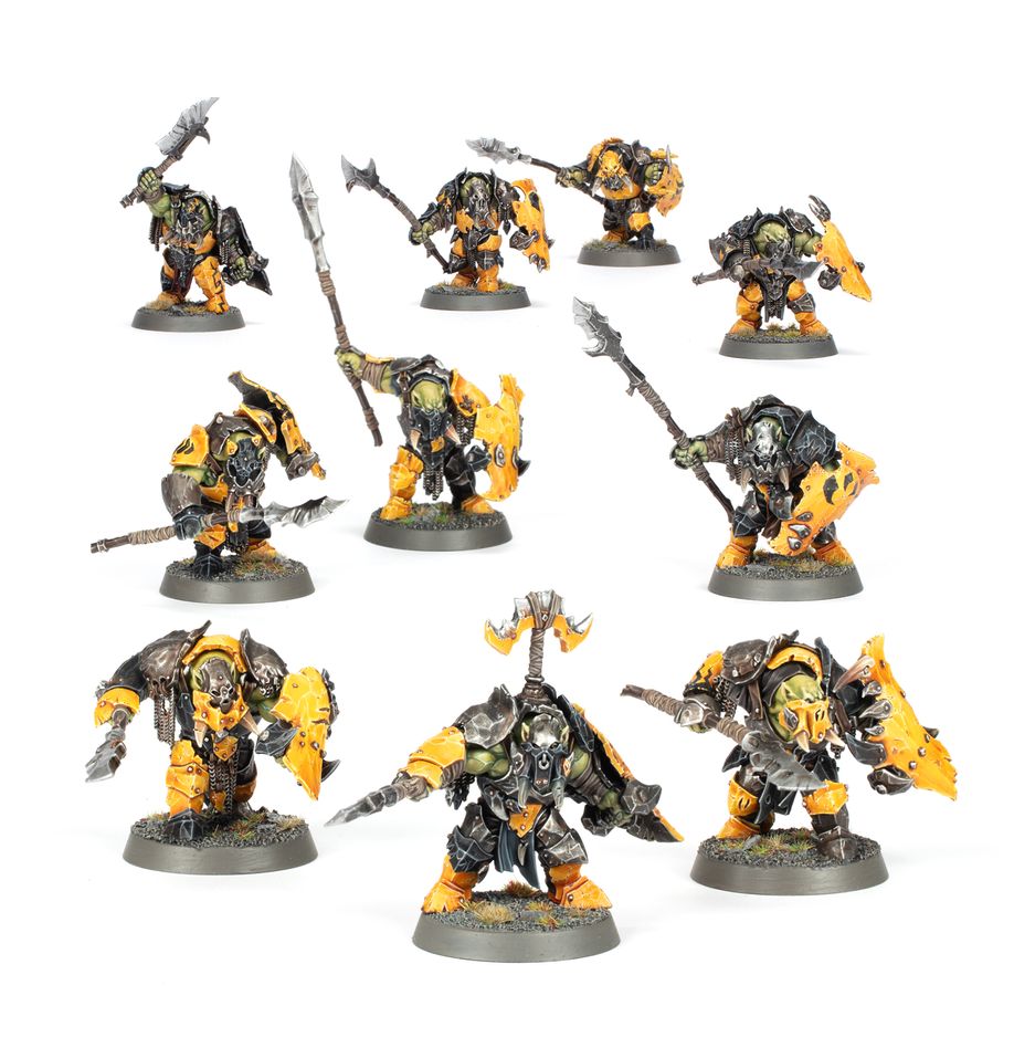 Boîte de figurines Warhammer Age of Sigmar – Orruk Warclans Ardboys. Contient 10 orruks en armure lourde pour renforcer les lignes de bataille des Ironjawz.