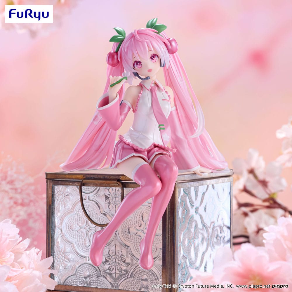 Figurine Sakura Miku 2024 Pearl Color Ver. assise en version Noodle Stopper.