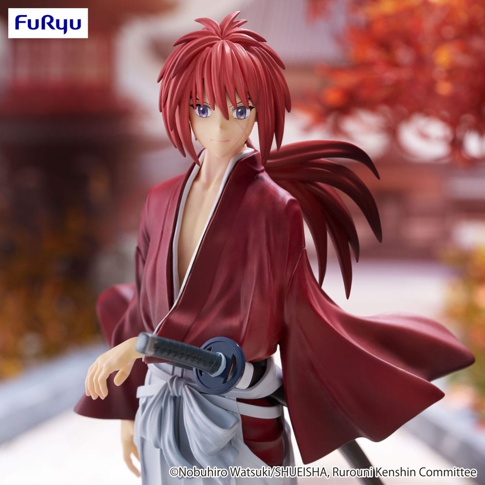 Statuette PVC Kenshin Himura 19 cm de Rurouni Kenshin par FuRyu, figurine en kimono rouge avec katana.