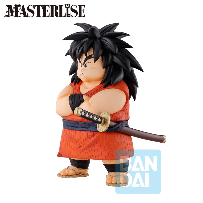 Figurine Dragon Ball Masterlise : Yajirobe bras croisés avec katana, version Bandai officielle.