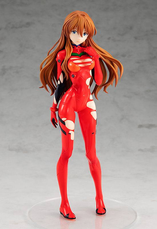 Figurine Pop Up Parade de Asuka Langley Soryu (Rebuild of Evangelion) en combinaison rouge endommagée, avec une posture déterminée et des détails fidèles à l’anime.