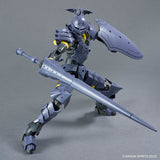 Maquette 30 Minutes Fantasy 30MF Liber Lancer avec armure bleu sombre, grande lance et bouclier sur fond blanc.