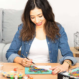 CreArt Ravensburger Disney Stitch, peinture par numéros 24 x 30 cm avec Stitch dans un ananas entouré de fleurs tropicales.