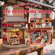 Maquette CuteBee Tsukino Eogi-dou DIY Miniature House représentant une boutique japonaise d’éventails de 224 pièces avec lumière à capteur.