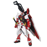 Gunpla MG 1/100 Gundam Astray Red Frame Revise blanc et rouge avec épées et Tactical Arms II, modèle Bandai articulé.