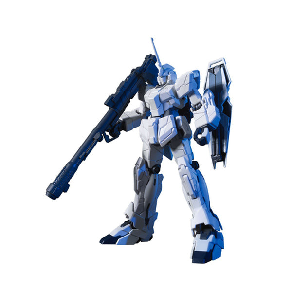 Maquette Gundam Gunpla HGUC 1/144 RX-0 Unicorn Gundam Unicorn Mode par Bandai, robot blanc avec corne frontale, Beam Magnum bleu foncé et bouclier sur fond blanc.