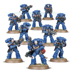 Boîte de figurines Warhammer 40,000 Primaris Intercessors – Space Marines en armure bleue avec fusils bolters