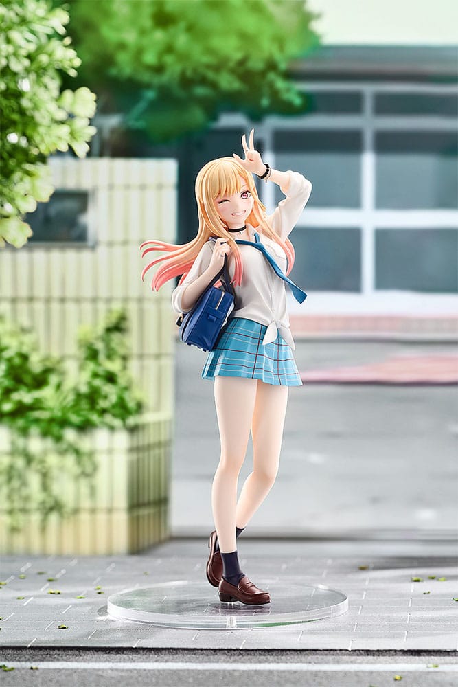 Figurine Pop Up Parade de Marin Kitagawa en tenue scolaire – My Dress-Up Darling – 19 cm