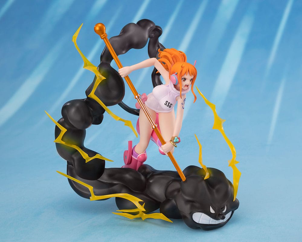 Figurine Nami One Piece Figuarts ZERO Extra Battle Lightning Blast avec effets de foudre et pose dynamique