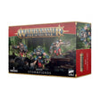 Boîte Warhammer Age of Sigmar Skaven Stormfiends avec 3 figurines massives armées dans un décor sombre et verdâtre.