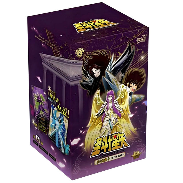 Display de 18 boosters de la Série 2 Hades des cartes Saint Seiya éditées par Kayou, avec visuel des Chevaliers d’Athéna et d’Hades.