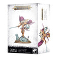 Boîte Warhammer Age of Sigmar Hedonites of Slaanesh Sigvald Prince de Slaanesh avec figurine dorée, épée et bouclier.